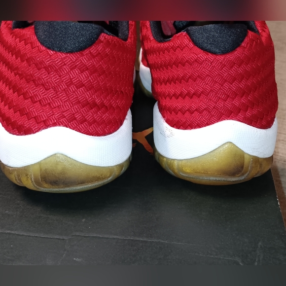 Air Jordan Future Low 2015 Bred 'Gym Red White' 10½Wo. (9M) - Picture 5 of 10
